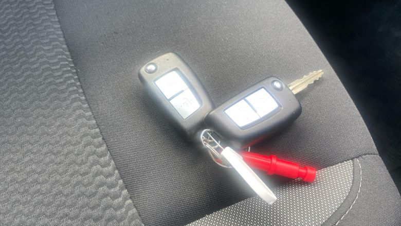 Nissan Qashqai 1.3 DiG-T Acenta Premium 5dr Petrol Hatchback